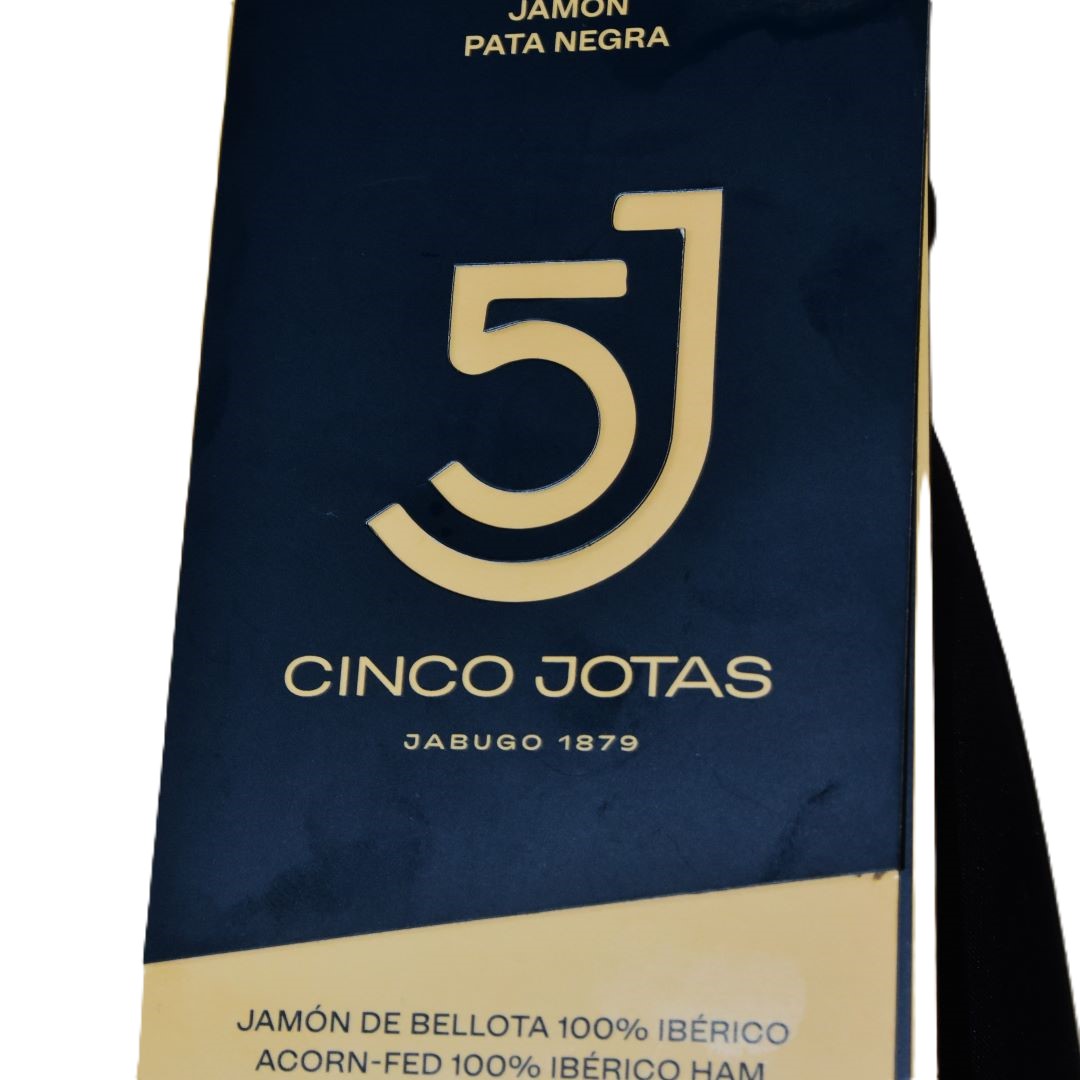 Jamón-de-bellota-100% ibérico-cinco jotas-pata negra