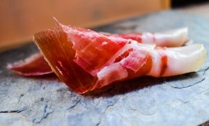 jamón-de-bellota-100%ibérico-pata-negra-Jamones-Carvajal