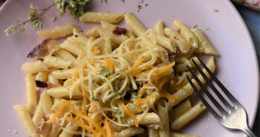 pastas-con-jamón-ibérico-Jamones Carvajal-en-Jabugo