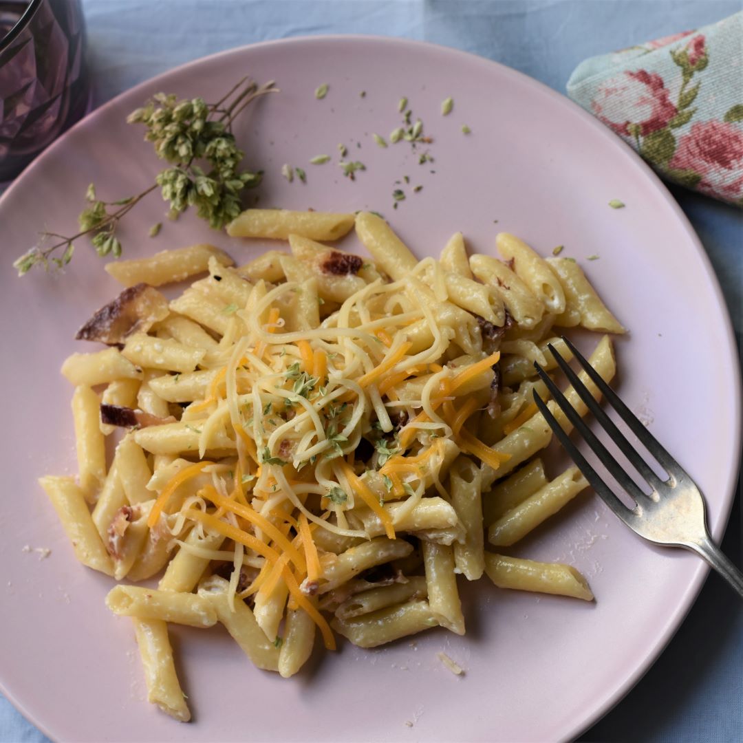 PASTAS CON JAMÓN IBÉRICO.