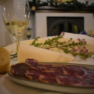 embutidos-ibéricos-de-Jamones Carvajal-de-Jabugo
