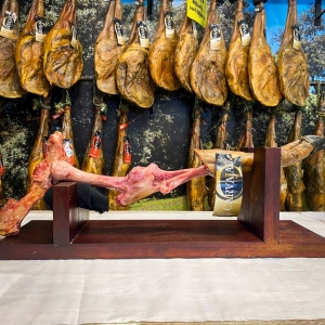 Esta última tiene menos rendimiento porque cuenta con mas cantidad de tocino y de hueso.