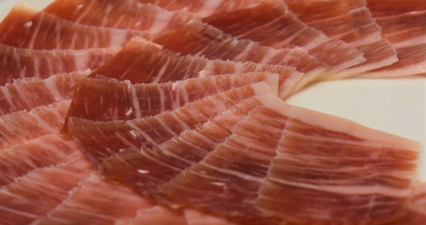emplatar-jamón-ibérico-de-Jabugo-Jamones Carvajal
