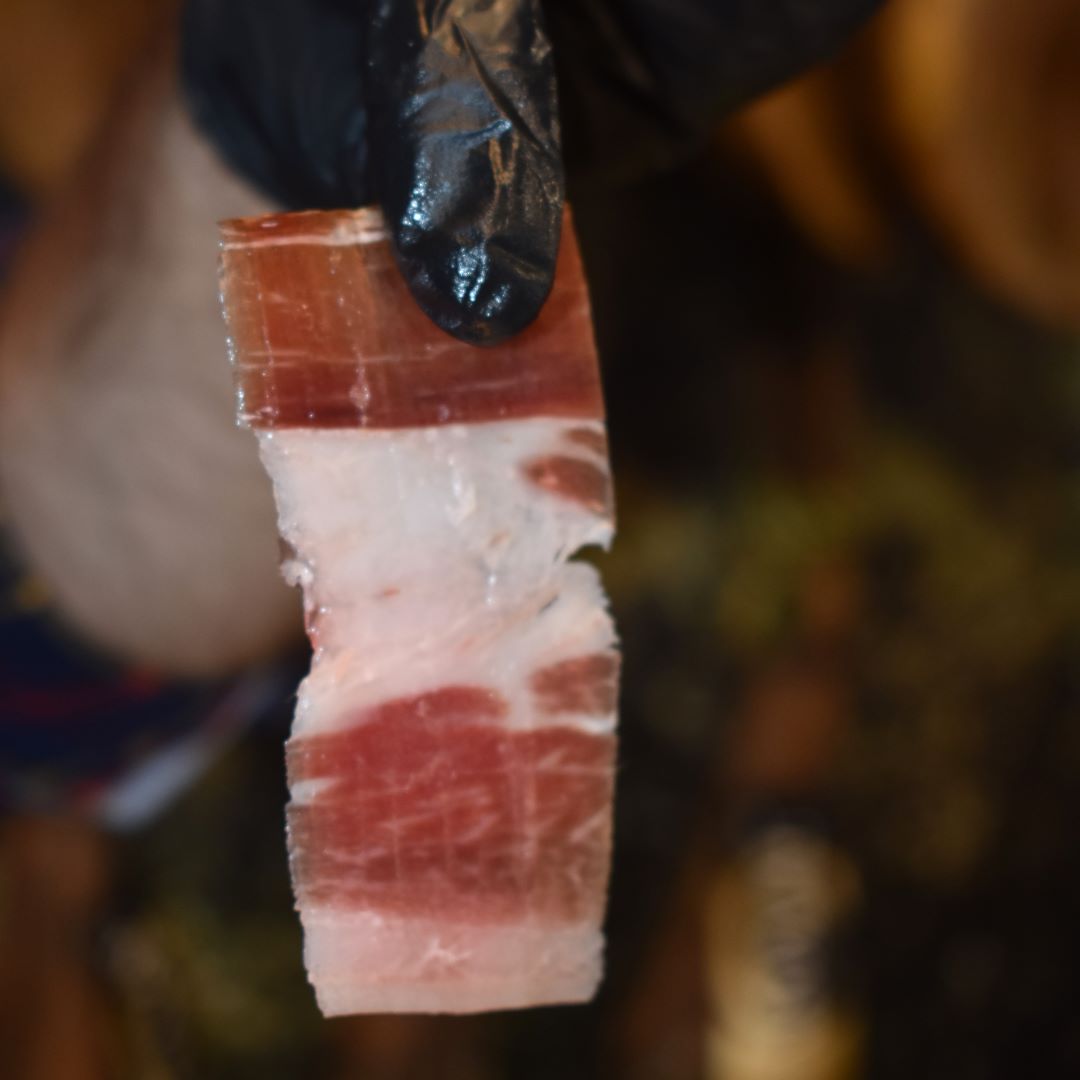 COMO CORTAR EL JAMÓN IBÉRICO