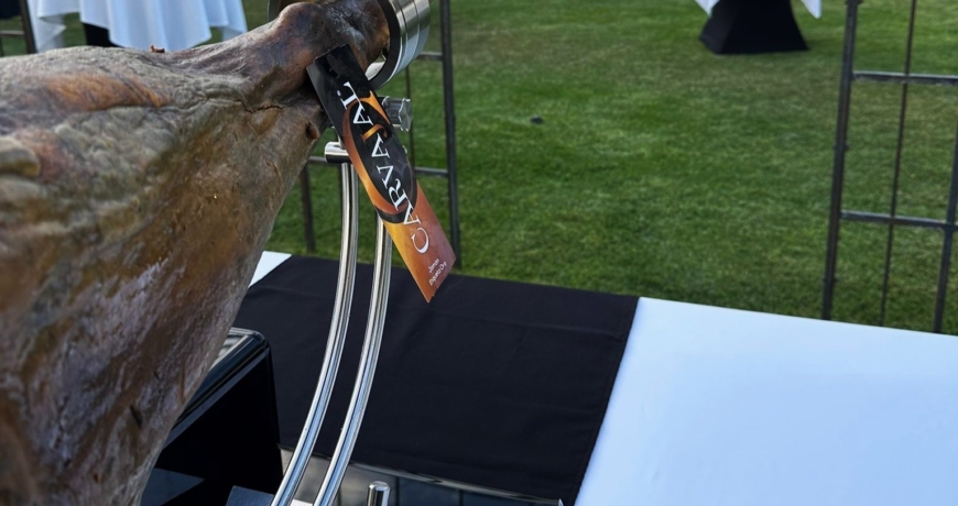 Celebrar con Jamón ibérico _Jamones Carvajal